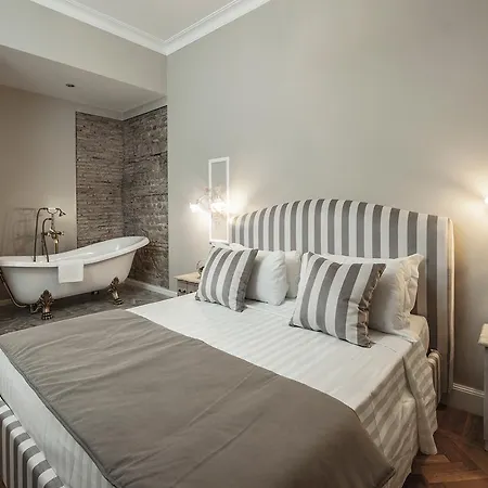 בית הארחה Babuino Grand Luxury