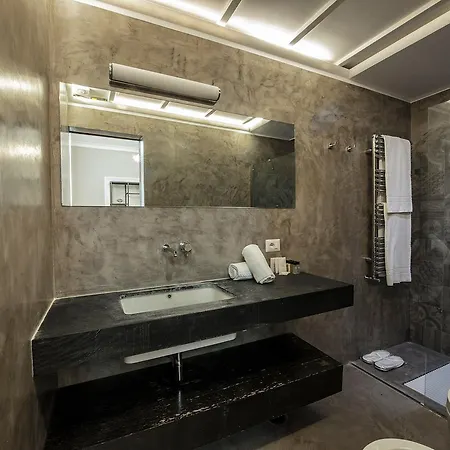 Babuino Grand Luxury בית הארחה רומא