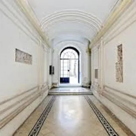 Babuino Grand Luxury בית הארחה