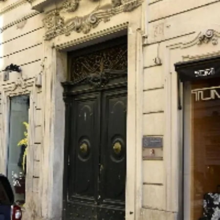 Babuino Grand Luxury בית הארחה
